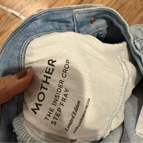 Mother Denim The Insider Crop Step Fray Jean in Limited Edition